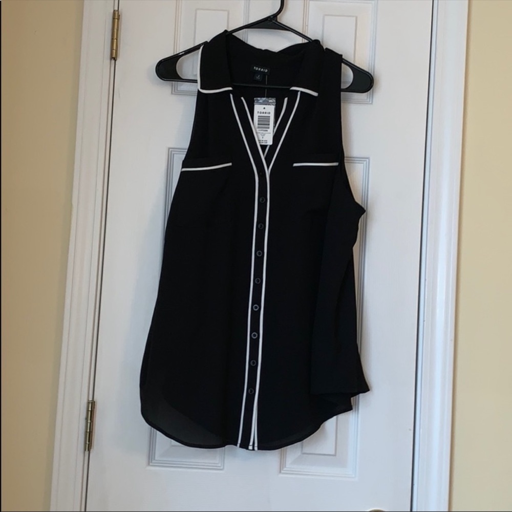 Torrid top